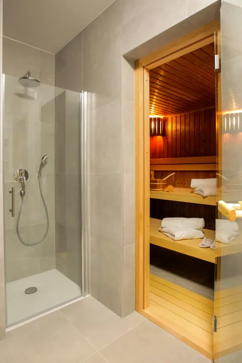 Plitvice, Selište Drežničko - Zavedený hotel na Plitvicích *Příležitost pro investici*