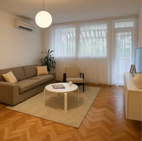 Split, Split 3 - trojizbový byt s loggiou