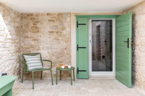 Brač, Pučišća - Nádherná kamenná vila 120 m2