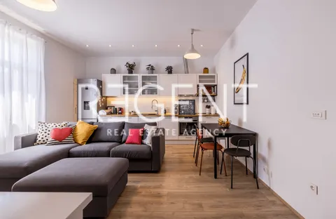 Split, Spinut - dvosobno stanovanje na frekventni lokaciji, 58 m2