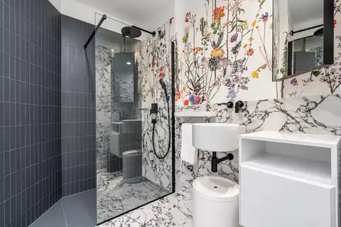 Vila 210 m², 4 spavaće sobe, bazen i pogled na more – Omiš