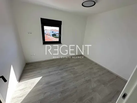 Zadar, Vir - Penthouse de luxe à 50m de la mer 136 m2