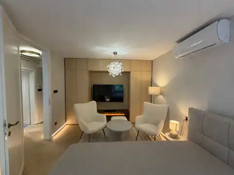 Загреб, Кватерников трг - роскошная квартира, 28 м², первая аренда