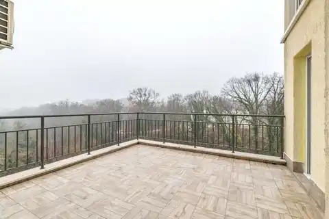 Загреб, Шребрняк – роскошная двухуровневая квартира в превосходном месте