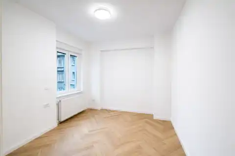 Zagreb, Centar - elegantno renoviran stan u centru grada