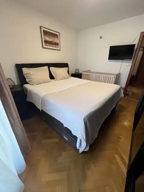 Solin, Sv. Kajo - Appartamento di tre stanze con loggia e vista mare