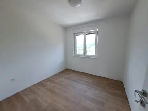 Novi Vinodolski - Moderan trosoban stan na mirnoj lokaciji 67 m2