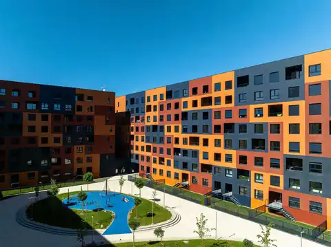 Zagreb, Črnomerec - Appartement T3 de 73 m², loggia, terrasse, ascenseur