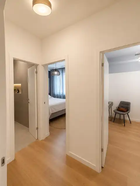 Apartment 66 m² for rent, Trešnjevka — 3 rooms, garage