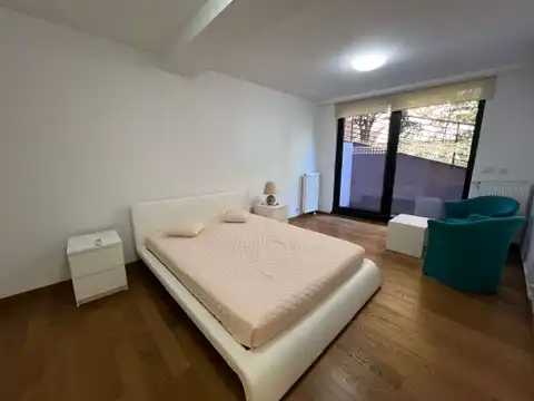Zagreb, Srebrnjak – Geräumige Vierzimmerwohnung mit Garten zu vermieten