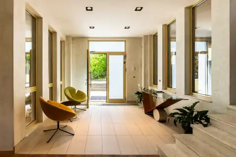 Kuća 376 m², Gornje Prekrižje — parcela 704 m²