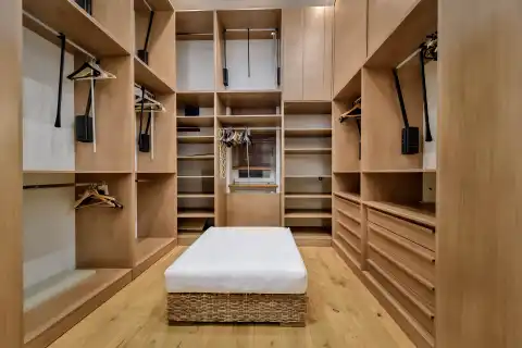 Mieszkanie 197 m² do wynajęcia, Centrum — 1. piętro, 2 łazienki