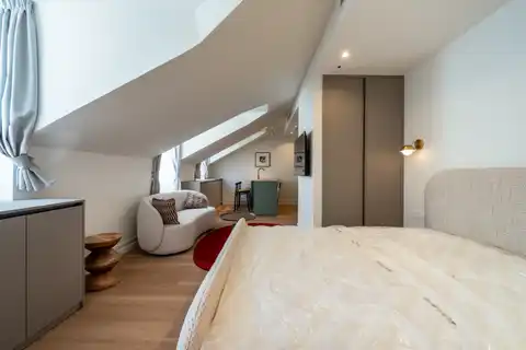 Garsonjera 32m² za najam — prvi najam, Centar