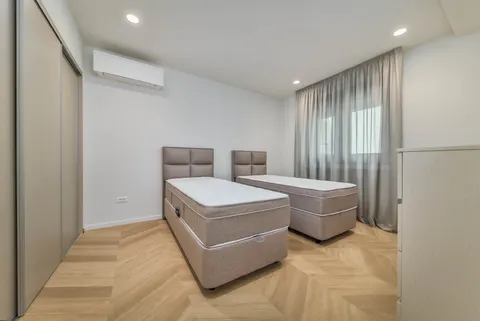 Zagreb, Centar – Luksuzan dvoetažan penthouse 150 m² za Najam