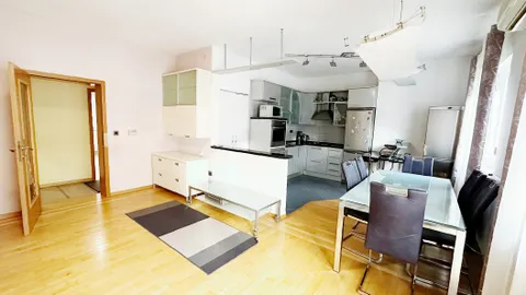 Zagreb, Špansko - Četverosoban stan 91 m2 s dvije loggie