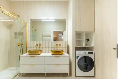 Ljubljana Center - luksuzno opremljeno dvosobno stanovanje v samem centru