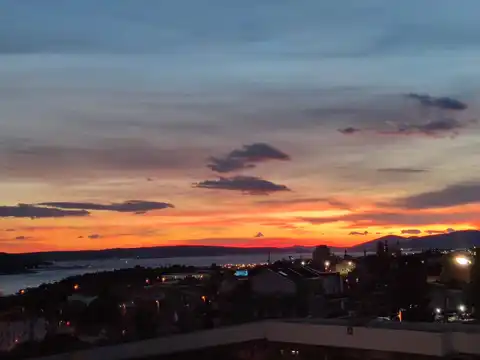 Solin, Sv. Kajo - Appartamento di tre stanze con loggia e vista mare