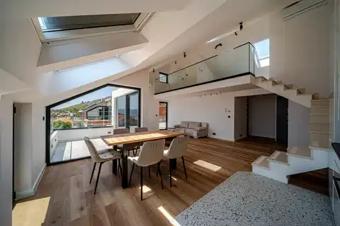Pelješac, Orebić - Trosoban apartman s loftom i terasom u novogradnji