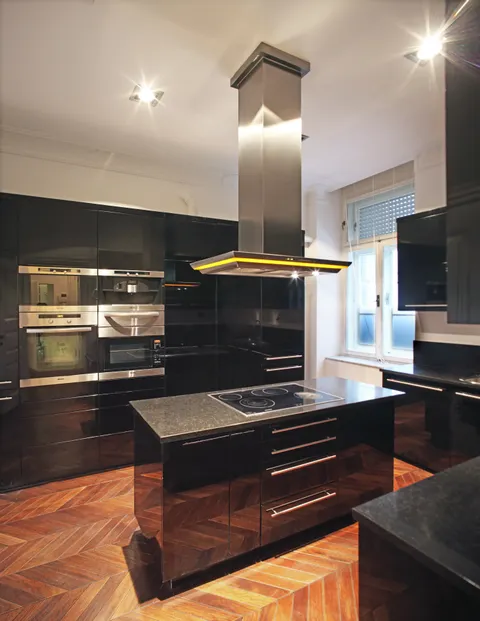 Zagreb, Donji grad, Marulićev trg – luksuzan ured od 280 m² za najam