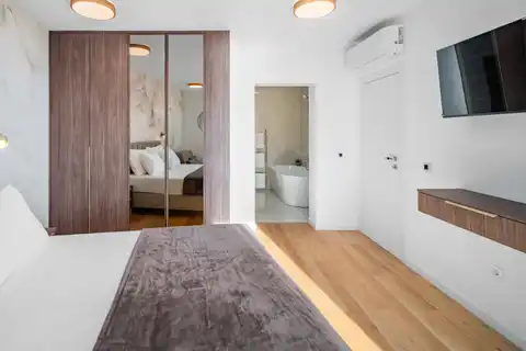 Вилла 300 м², Стивашница — 100 м до моря, инфинити бассейн