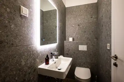 Zagreb, Maksimir — Penthouse 98 m² for rent, 2 garage spaces