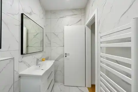 Velika Gorica, Centrum - Nowoczesne czteropokojowe mieszkanie 78 m2