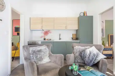 Záhřeb, Náměstí Franjo Tuđmana – Zařízený dvoupokojový byt