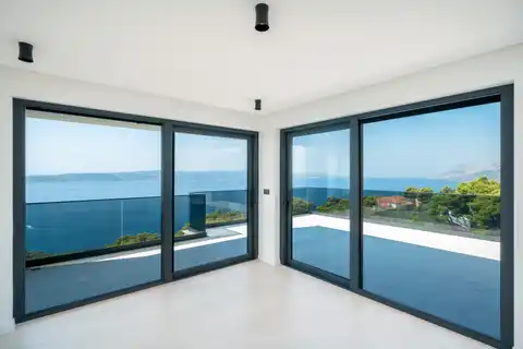 Makarska, Brela - Luksuzna vila s panoramskim pogledom na more 317 m2