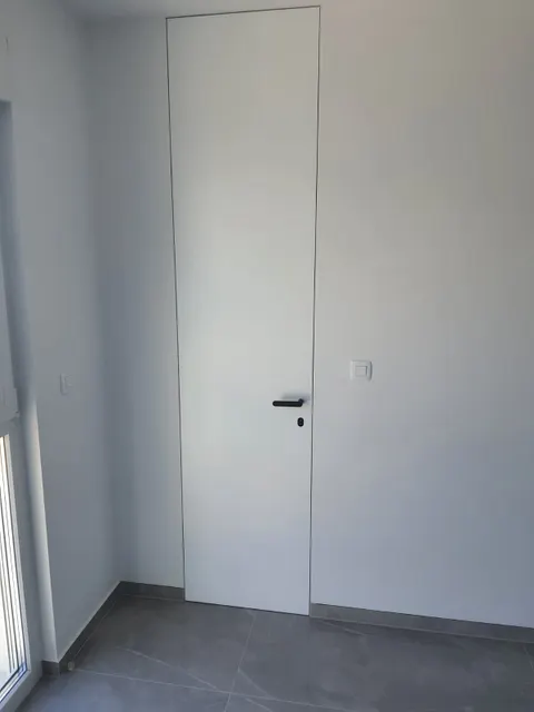 Trogir, Čiovo - Trosoban stan u novogradnji s pogledom na more, 75 m2