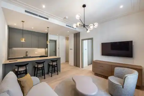 Stan 40 m² za najam — prvi najam, Centar
