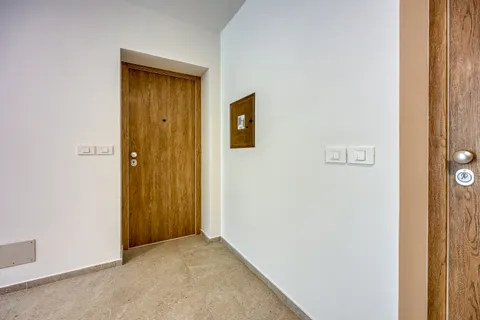 Istra, Novigrad - Trosoban apartman u luksuznom stambenom kompleksu 93 m2