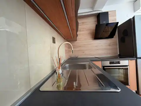 Zagreb, Trešnjevka - Appartement de trois pièces récemment rénové avec balcon