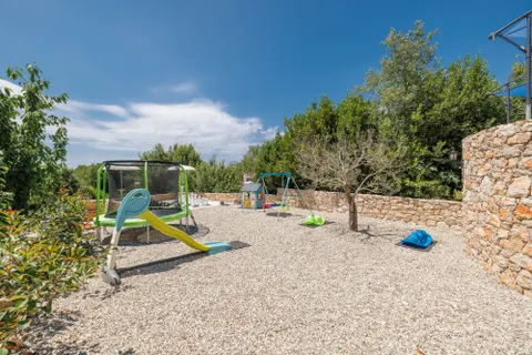 Krk - Luxusná vila na prenájom 135 m2