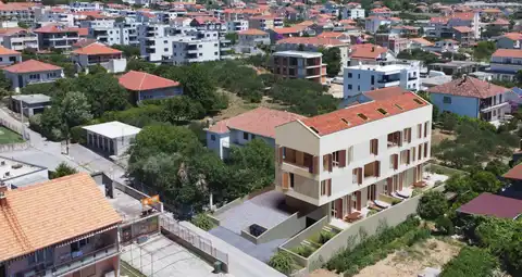 Trogir, Dragulin — dwupokojowe mieszkanie 60,53 m² na 1. piętrze, balkon 10,40 m²