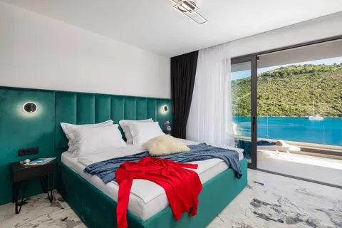 Rogoznica – Villa di lusso di 200 m2 sul mare
