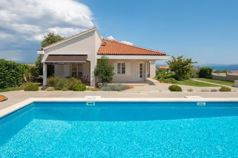 Istrie, Poreč – Villa spacieuse et élégante avec piscine de 400 m2