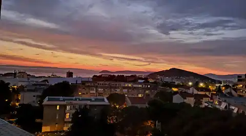 Split, Gripe - Dvosoban stan sa balkonom