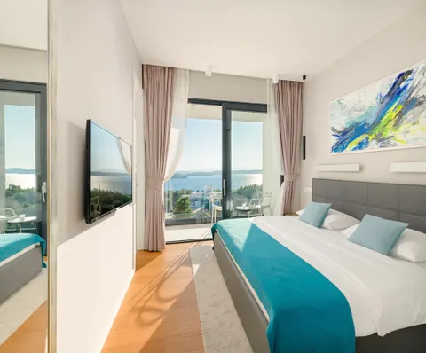 Hvar – Moderna vila s pogledom na more 195 m2