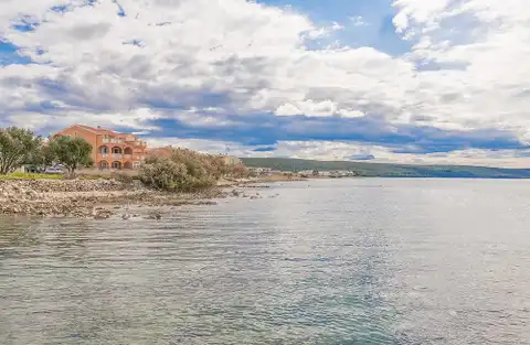 Zadar, Sukošan - Apartmanska kuća prvi red uz more