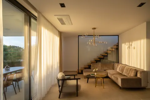 Sukošan – Luxusní moderní vila s bazénem 495 m2