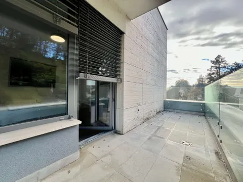 Záhřeb Medvedgradská - Luxusní třípokojový penthouse 105m2 pronájem