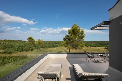 Vila 250 m², Vodnjan-okolica — bazen 78 m², okućnica 1600m2
