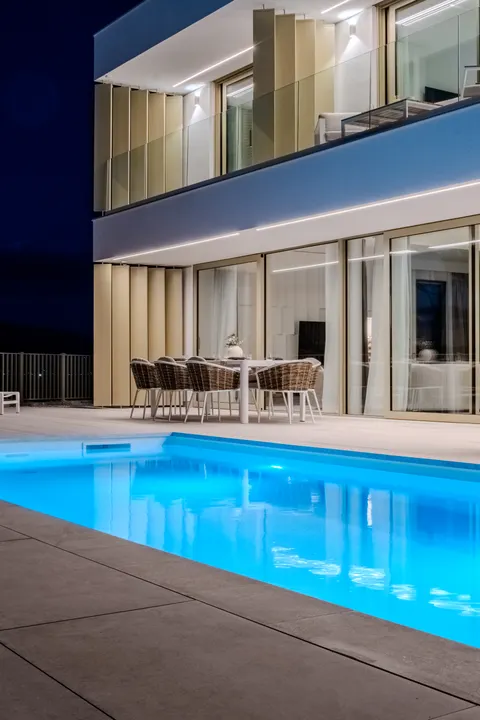 Brač, Sutivan - Nádherná vila blízko mora 274m2