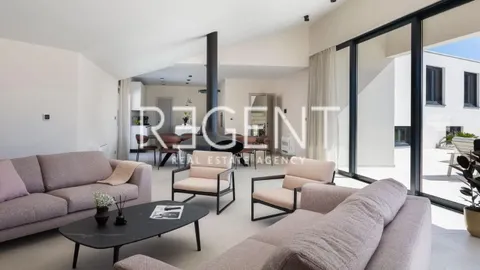Trogir, Marina - luxusní vila v klidném prostředí, 6900m2