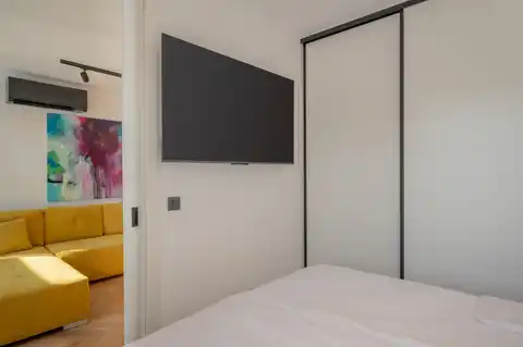 Split, Centar-Luksuzno renoviran trosoban stan u centru Splita