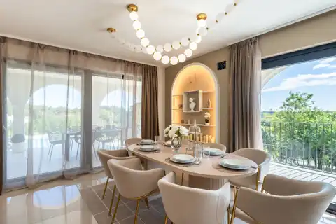 Villa 384 m² bei Buje – Pool, Blick und 832 m² Grundstück