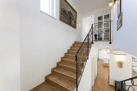 Maison avec piscine, 260m²
