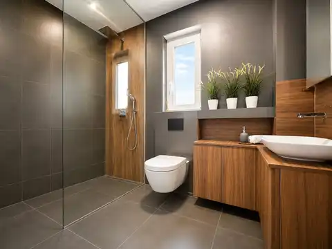 Dům 370 m², Maksimir — 4 ložnice, zahrada, garáž