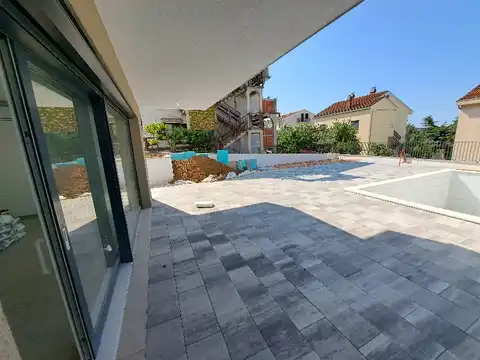 Crikvenica, Dramalj - Modern four-bedroom apartment with a pool, new construction