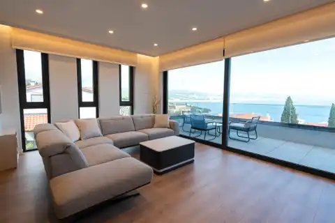 Opatija – Moderan trosoban stan s pogledom na more 128,52 m2
